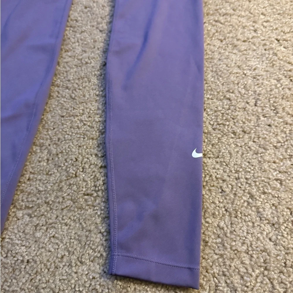 Nike Women's Purple Leggings